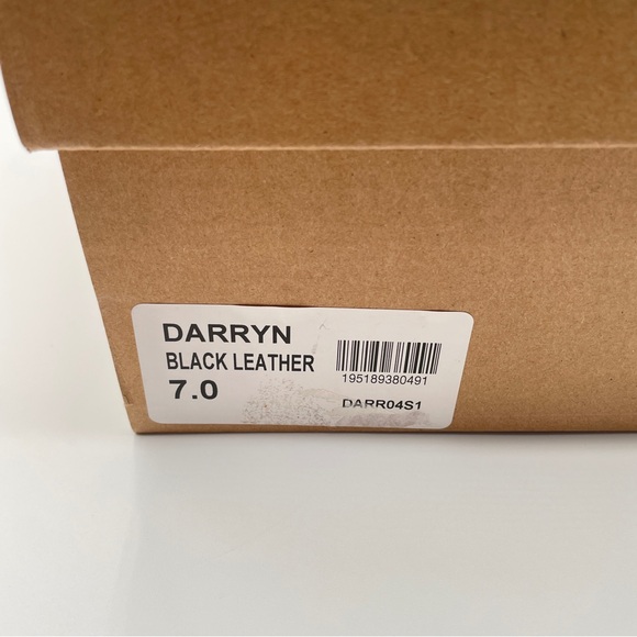 Steve Madden Boots Womens 7M Darryn Black Ankle Booties Leather Heels Pull On - Picture 8 of 9